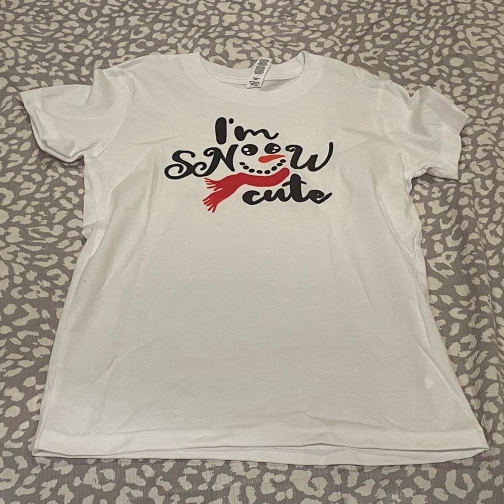 I’m snow cute tee